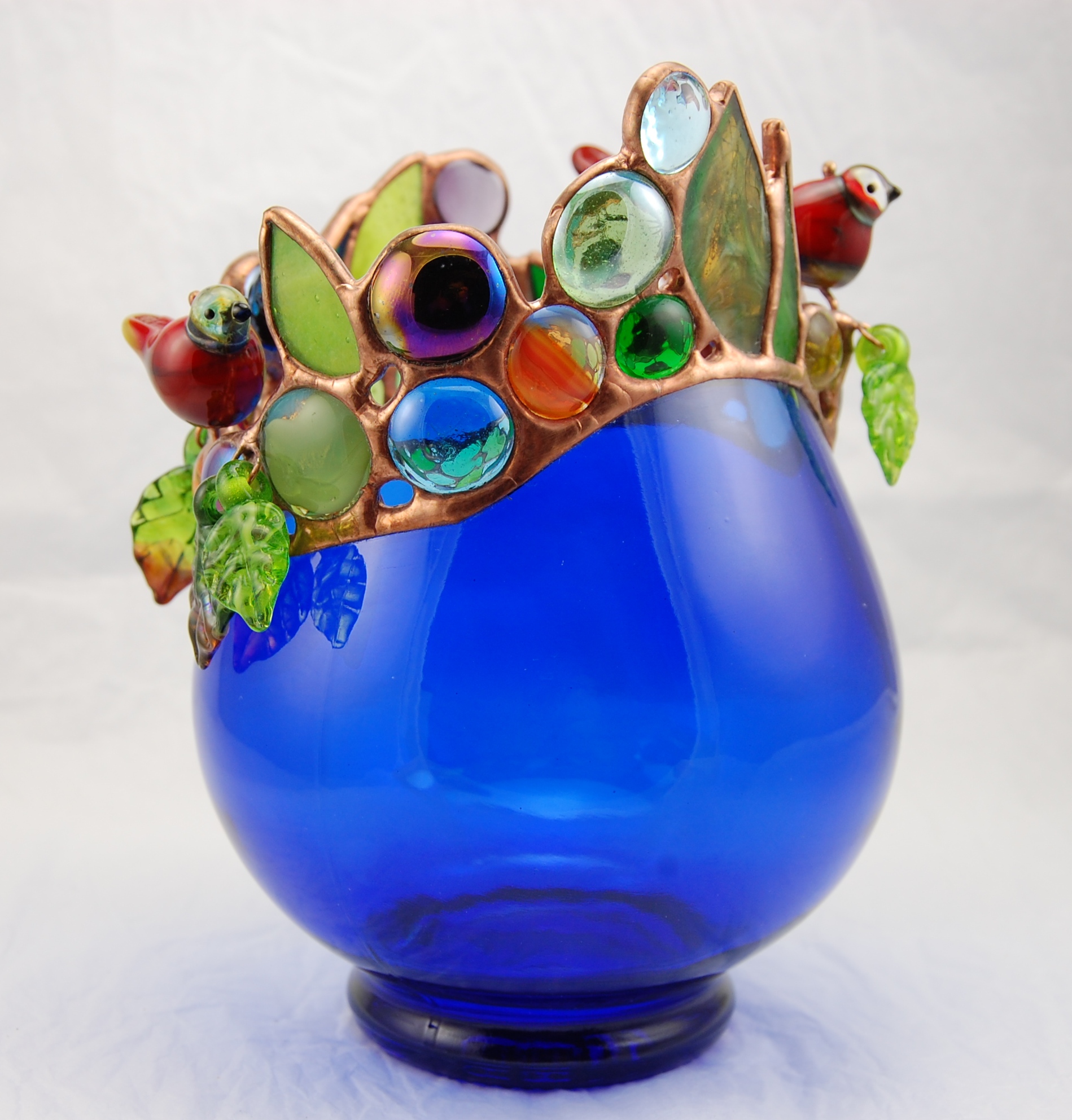 Louise Nelson - glass daft/>
              </div>
              <div class=