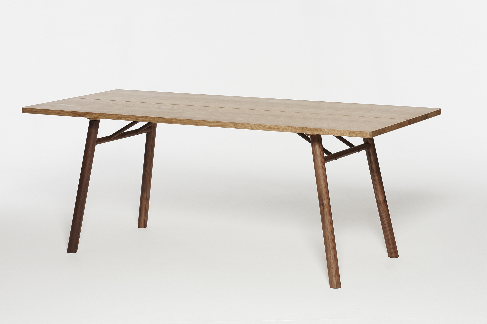 Fosse Dining Table